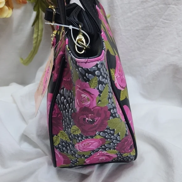 NWT LUV BETSEY SATCHEL - Picture 5 of 8